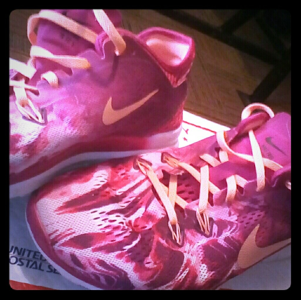 Womens nike tri fit 5